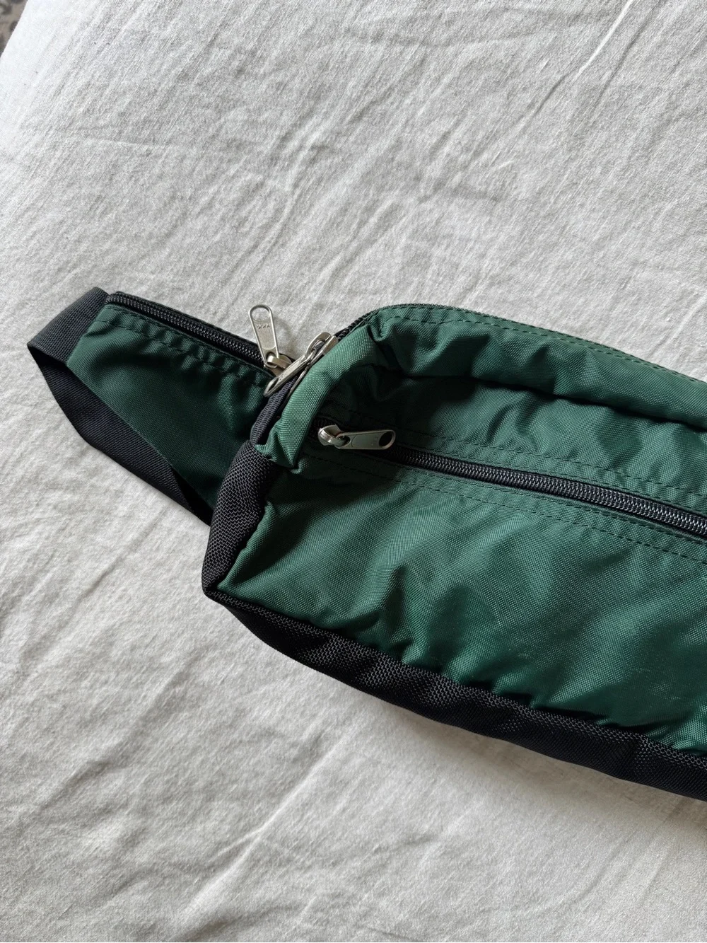Vintage Retro REI Green Black Fanny Pack Belt Bag OS - Picture 6 of 6